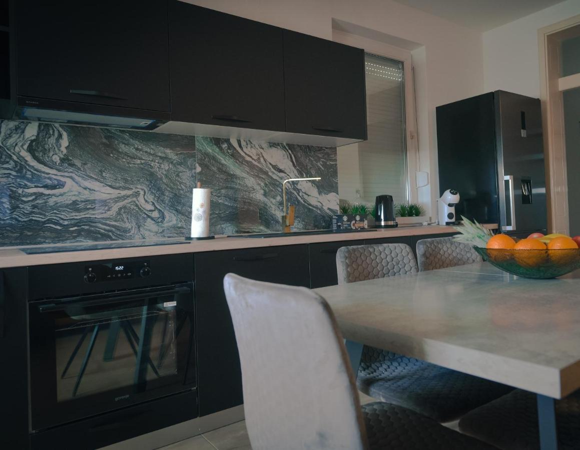 Apartament Mila Apartman Ðakovo Zewnętrze zdjęcie